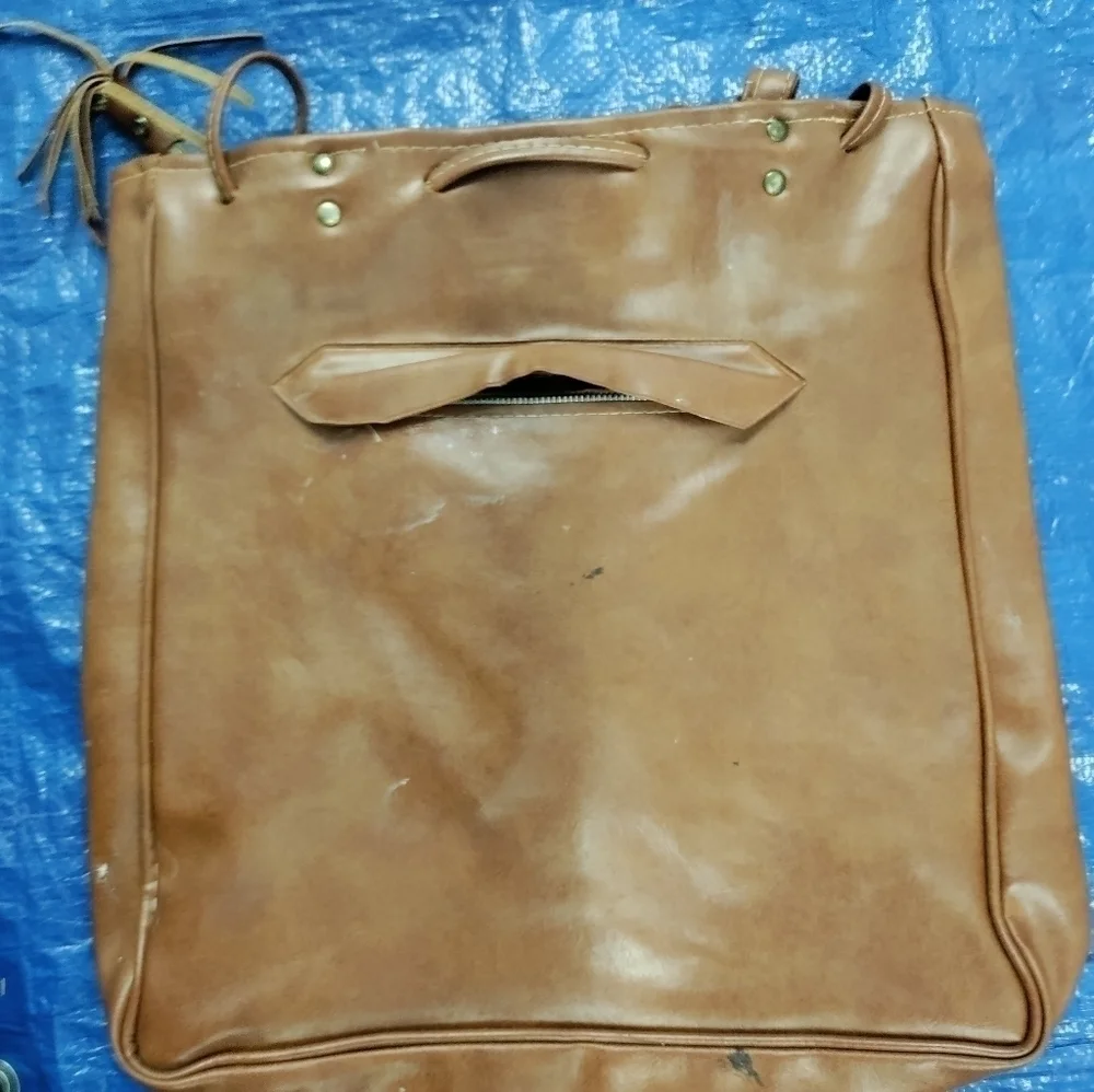 Bag - Picture 2 of 4